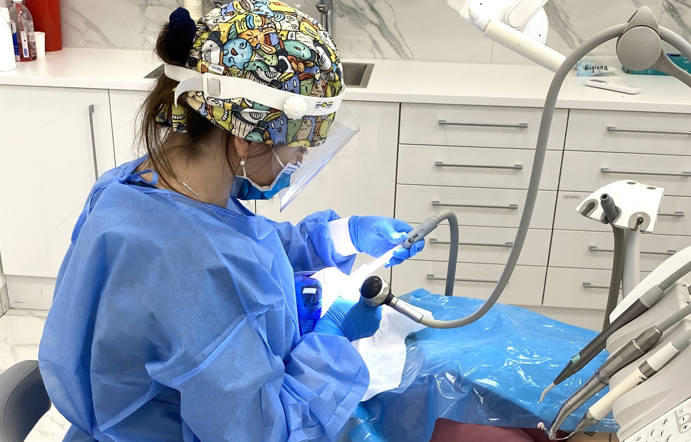 Profilaktyka i periodontologia - Allecoudent
